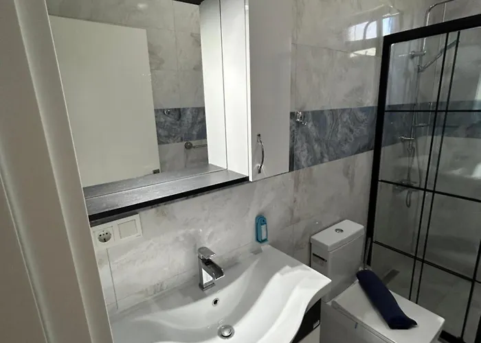 Semesterbostad Hisaroenue Jasmin 350m *