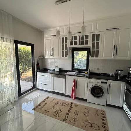 Vakantiehuis Hisaroenue Jasmin 350m